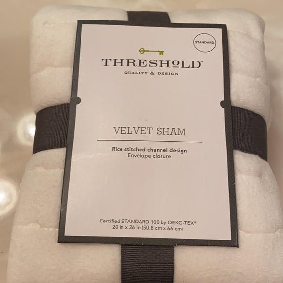 Threshold Bedding Threshold White Velvet Pillow Sham Poshmark
